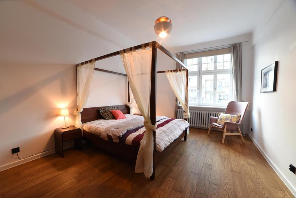 Designer Apartment 110M2 With King Size Beds & Equipped Kitchen 크라쿠프 외부 사진