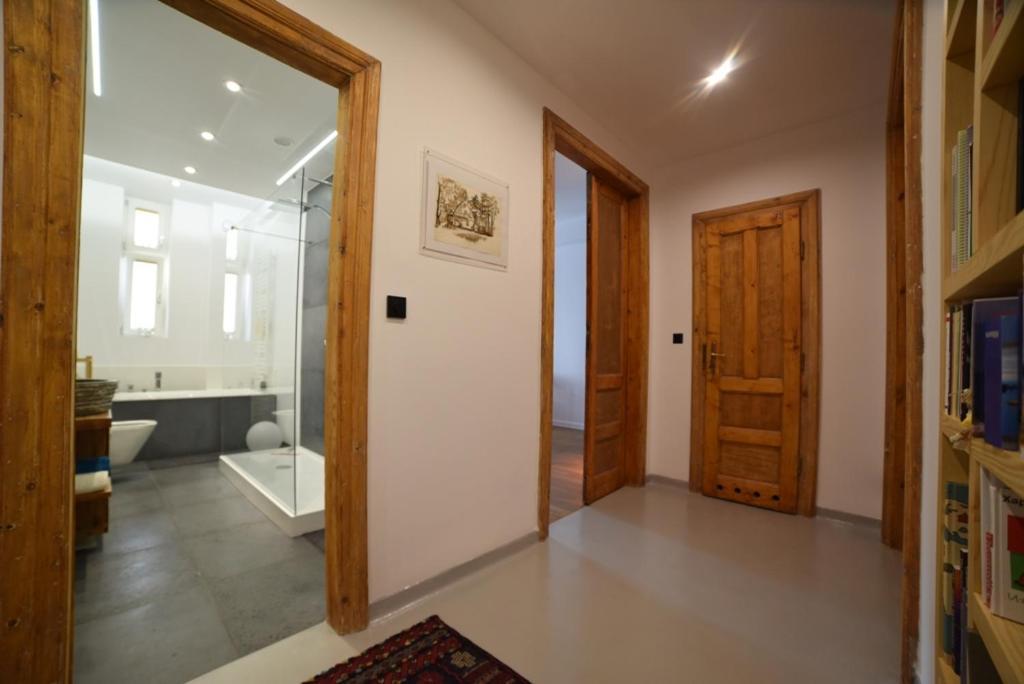 Designer Apartment 110M2 With King Size Beds & Equipped Kitchen 크라쿠프 외부 사진